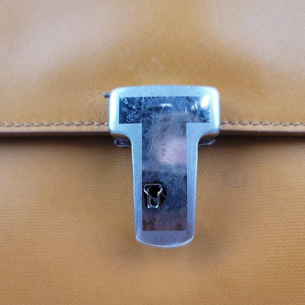 Tumi 2950 Formula T Coupe Slim Brief Case Top-loading Leather